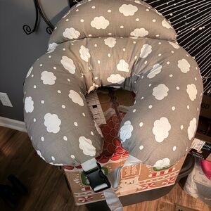 Momcozy Gray Cloud Print Nursing Pillow